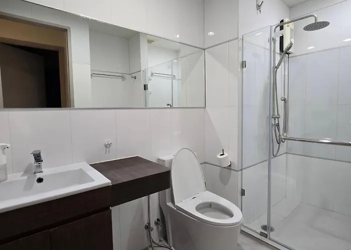 1 Bedroom High Floor, Bkk Hospital, Nightlife 曼谷